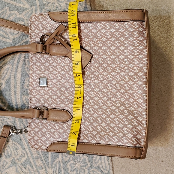 Nine West taupe and cream cross body satchel bag carried once - Picture 10 of 12